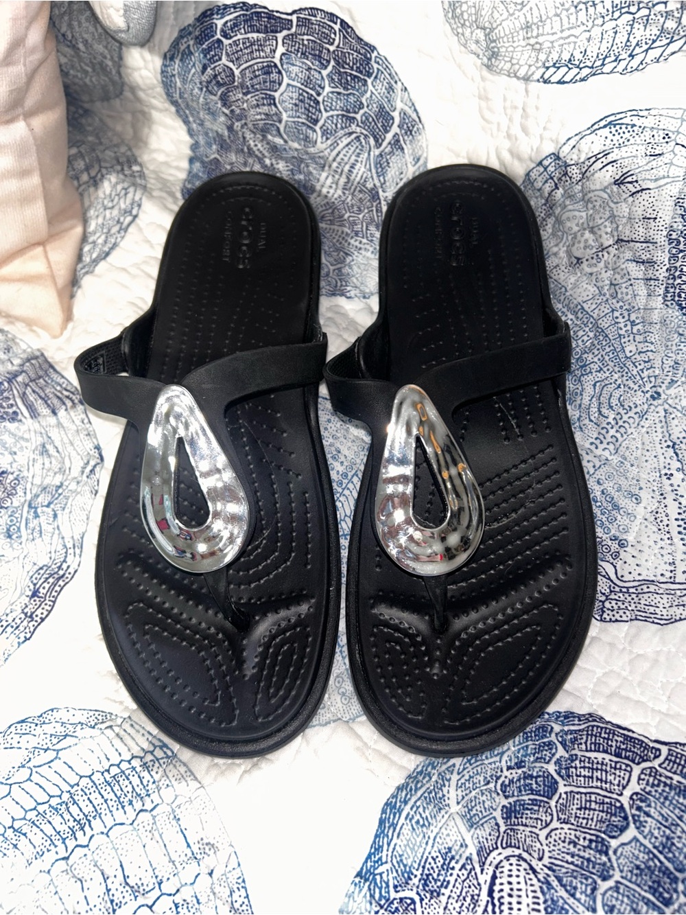 CROCS Black Women's Thong Sandals with Silver Teardrop Accent